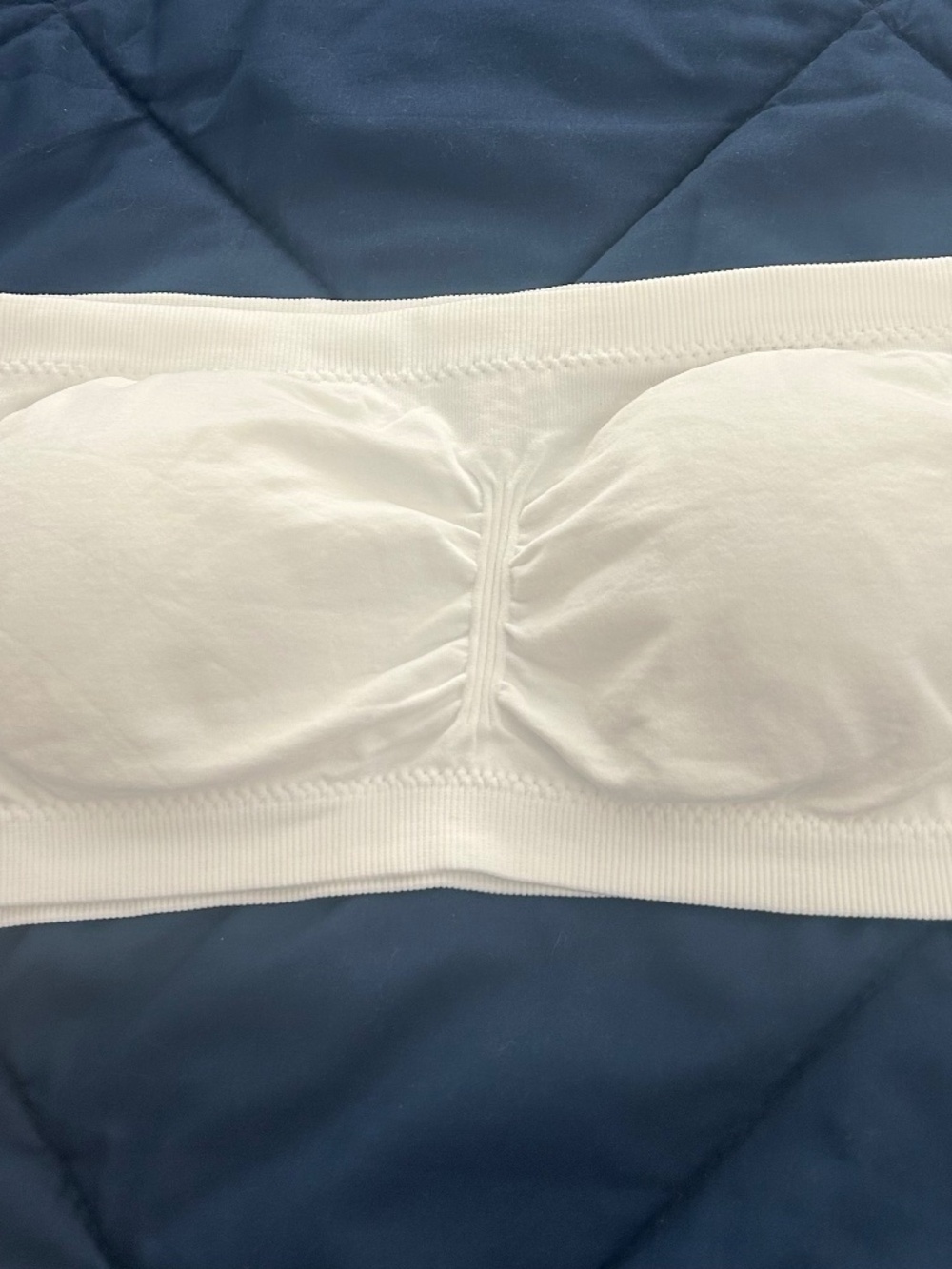 Ladies strapless bra